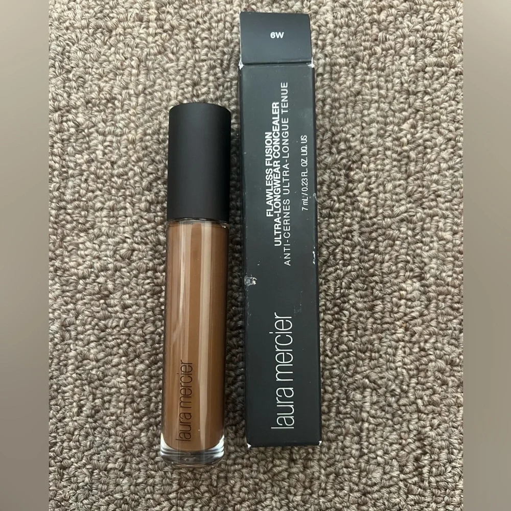 Laura Mercier ultra-longwear concealer 6W BRAND NEW WITH THE BOX